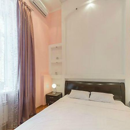 Flat Apartamento Kiev Exterior foto
